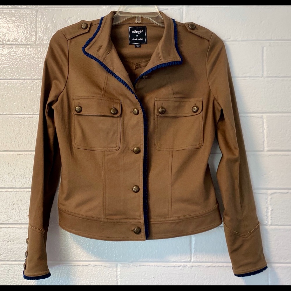 NICOLE MILLER Dark gold w/ navy trim, sz 10 classic jean  jacket EUC